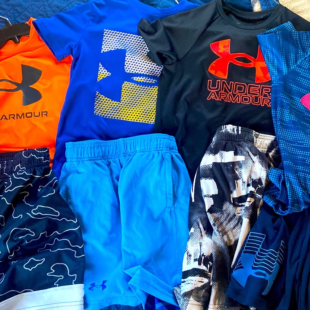 ⚡️ BOYS SMALL UNDER ARMOUR LOT- ⭐️10 ITEMS TOTAL⭐️